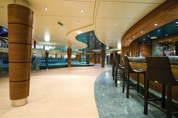 MSC Cruises, MSC Fantasia, Pool Bar 4, Copyrights - MSC Rights.jpg